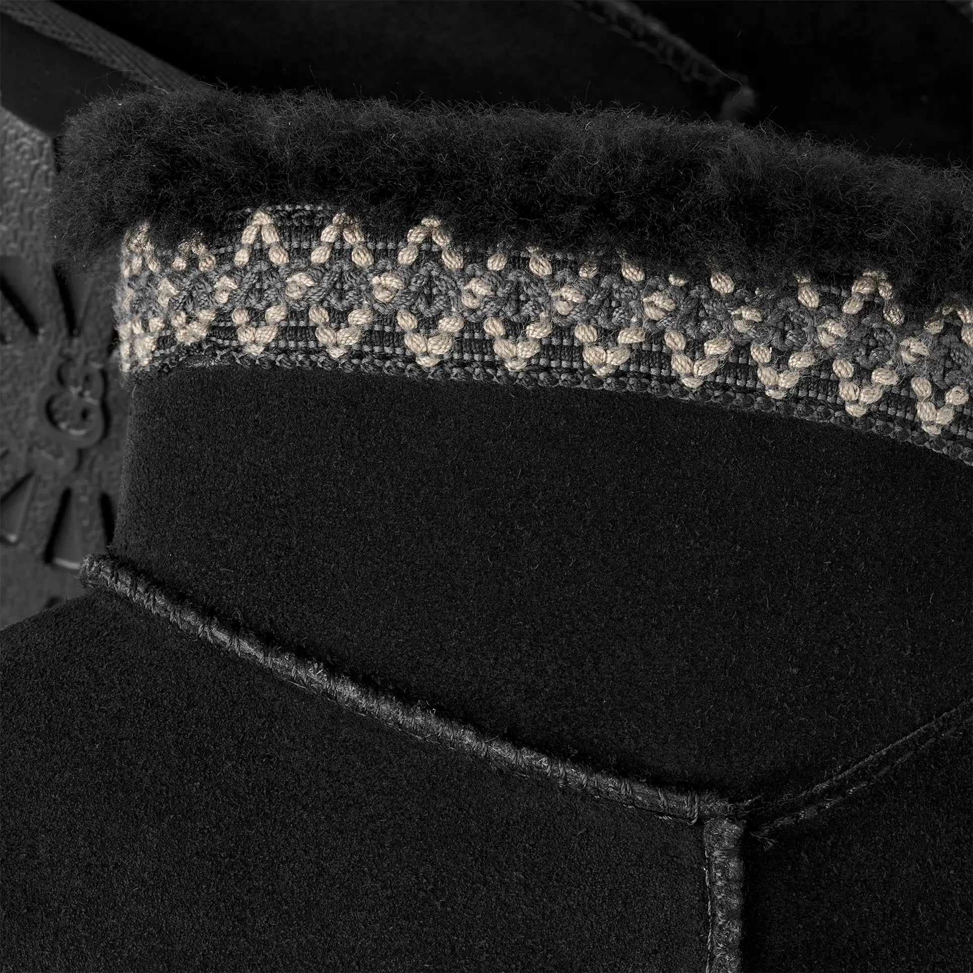 Classic Ultra Mini Taslyn Boot
